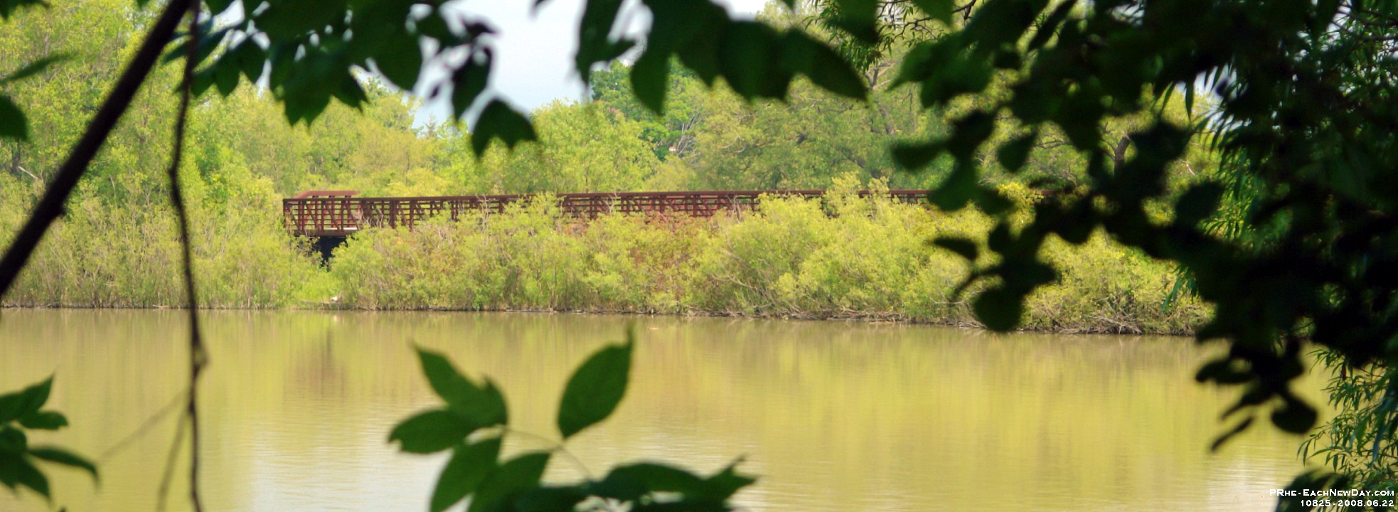 10825CrLeSh - Along the Waterfront Trail with Beth - Andrew